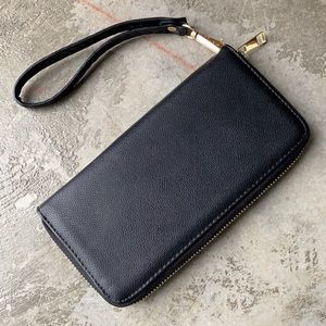 Black Clutch with wristband